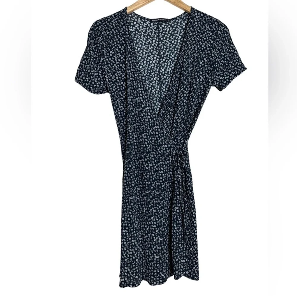 Brandy Melville Blue Floral Wrap Tie Dress, size XS/S - Picture 3 of 7